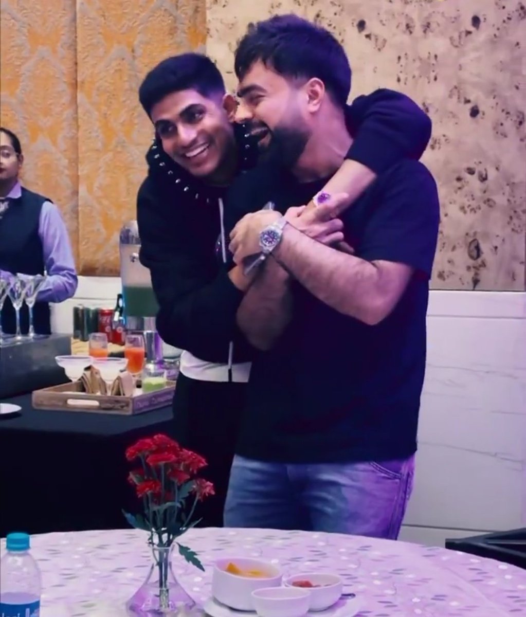 These Two 🥰🫶🏻🥰 Rashub @rashidkhan_19 @ShubmanGill