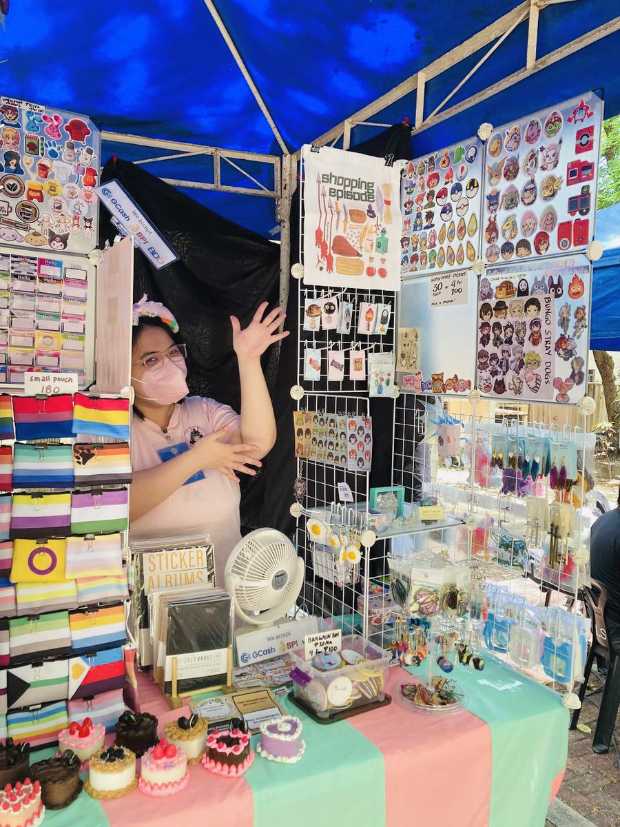 MelwithaC's tweet photo. 💖 HERE for TOUCON DAY 2! 💚

⏰ UNTIL TODAY 5PM ONLY!! ⏰

💦 Merllamas Artist Circle
📍 Promenade, Ateneo de Manila University
🗓️ April 23, 2024

Come say hi! 💖🐰✨ https://t.co/JgujNZL0Go