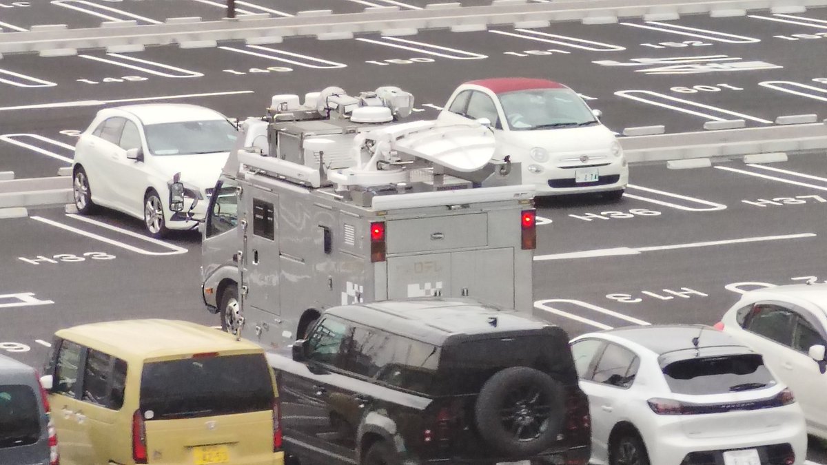 ファンタジースプリングスホテルの駐車場に日テレがいるぞ！？