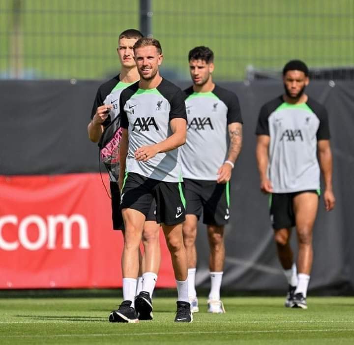 Jordan Henderson was spotted back at AXA Training Centre recently and this is why! It transpires that the 33-year-old has undergone his rehabilitation away from Amsterdam, and has even taken in work back at Liverpool's AXA Training Centre.