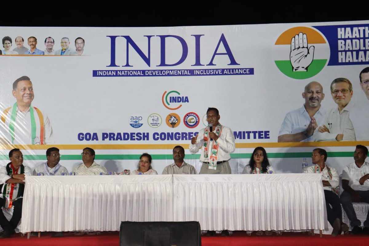 #Goa #Goem #Goa_News #GoaElections2024 #LokSabhaElections2024 #Loksabhachunaav2024 #HaathBadlegaHalaat #CongressForChange #Capaign_Trail #Breaking #Just_In Enthusiastic support for @INCGoa meeting at #Curtorim . Electrifying atmosphere all around. All the @_INDIAAlliance