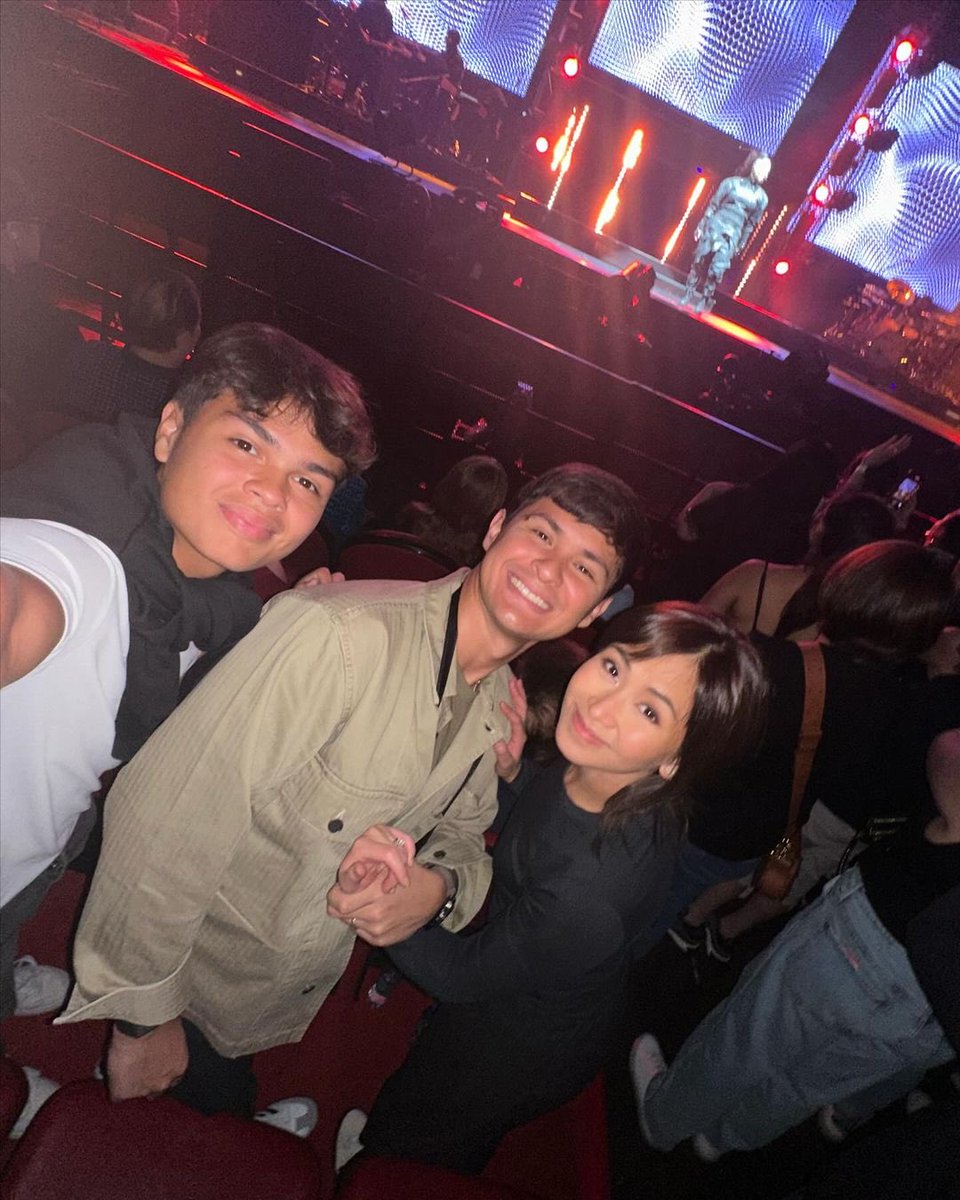 AshMatt with their panganay