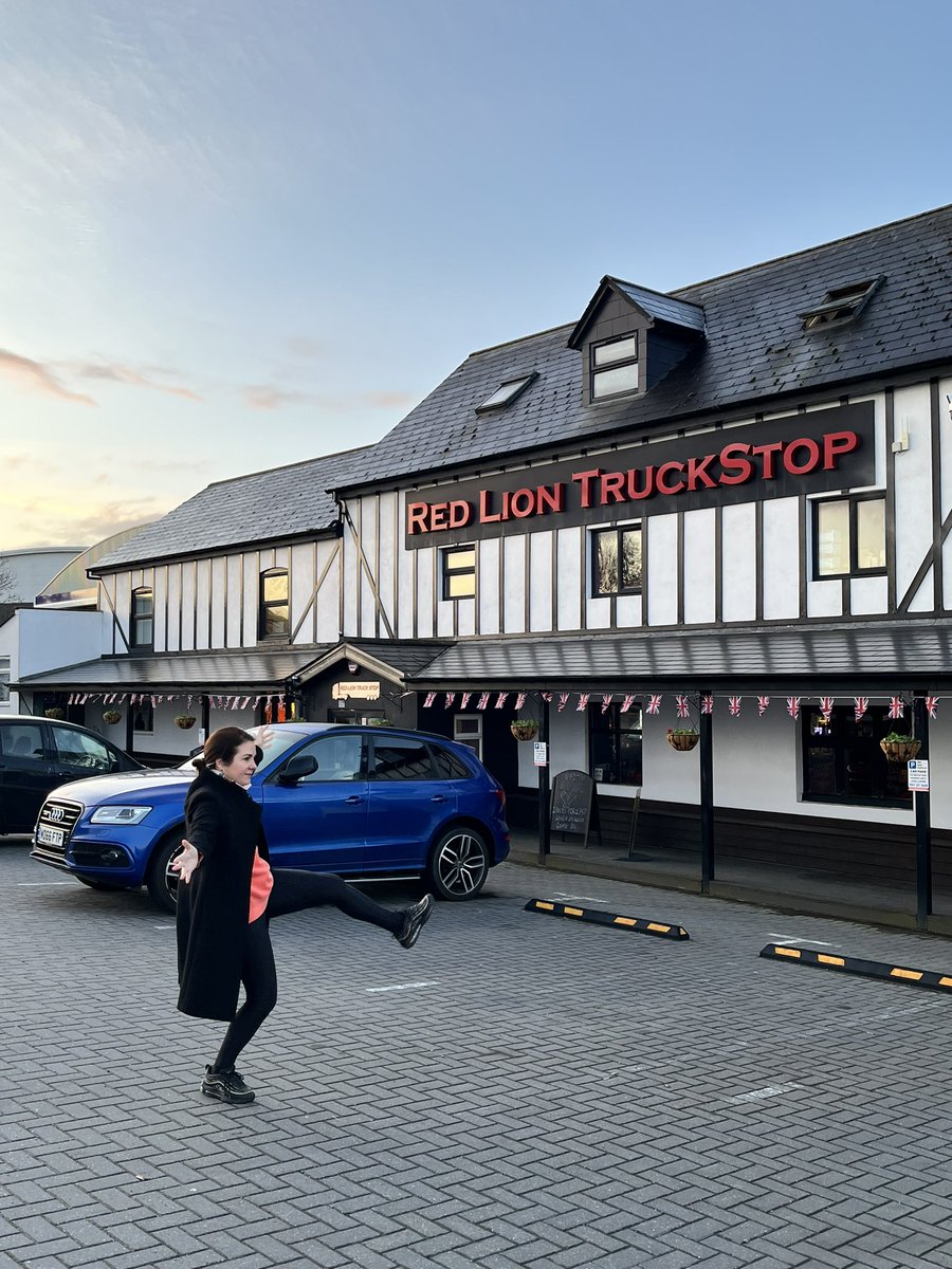 👋 from Truckers’ Paradise on the M1 Northampton - Red Lion’s been voted the finest facility in Europe We look at why, and whether more facilities like this could help solve the HGV staffing crisis (And test the £9.99 Belly Buster. Obvs) @BBCBreakfast