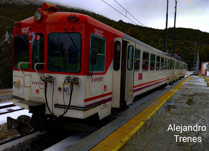 Buen día. Bon dia. Egun on. Bo día. #Felizmartes (Fotografía cortesía de AlejandroStrenes, @AlejandroTrenes. Muchas gracias, Alejandro.)