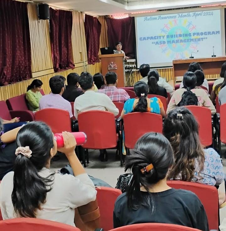 Week 4 of #AutismAwarenessMonth at IHBAS! 🌟 Day 1: Capacity Building Program for mental health professionals focusing on ASD management. Aimed at enhancing resources and support for children with autism and their caregivers.#Autism #MentalHealth #IHBAS @DelhiIhbas @DrRKDhamija