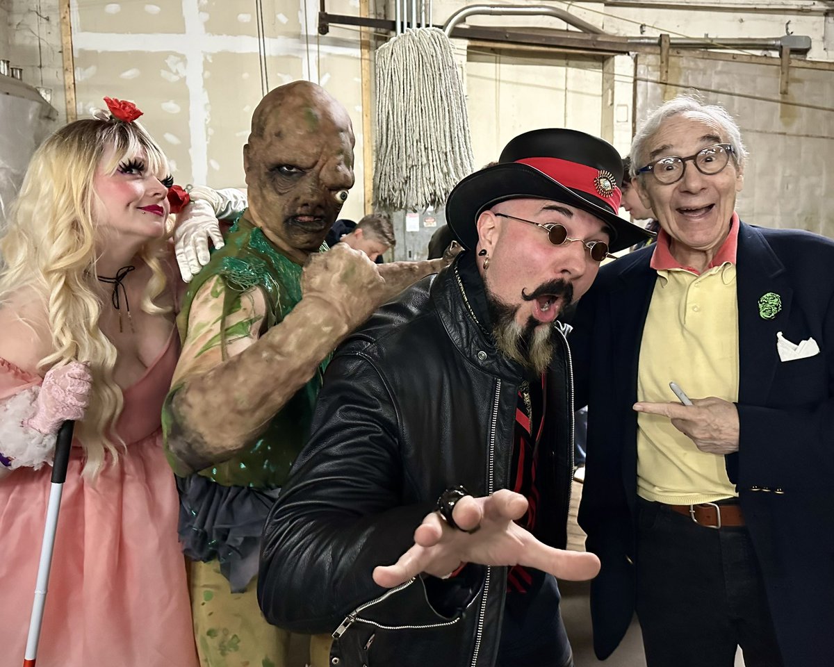 Just submitted a headshot and audition vid for @lloydkaufman’s last film in the directors chair, @Troma_Team’s “The Power of Positive Murder”!!! Win or lose, thank you Lloyd for inspiring me to pursue my creative dreams🎩