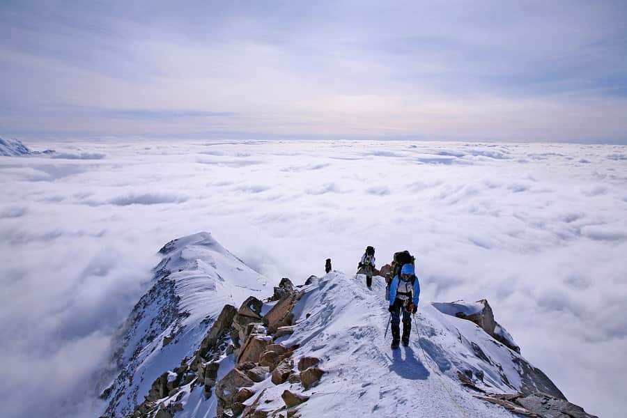 𝐂𝐨𝐧𝐪𝐮𝐞𝐫𝐢𝐧𝐠 𝐭𝐡𝐞 𝐒𝐮𝐦𝐦𝐢𝐭: 𝐎𝐮𝐫 𝐌𝐭. 𝐃𝐞𝐧𝐚𝐥𝐢 𝐄𝐱𝐩𝐞𝐝𝐢𝐭𝐢𝐨𝐧 🏔️
Call/WhatsApp: +91-9560897784
Email: tours@shikhar.com
Visit us: shikhar.com/denali-peak-ex…
#shikhartravels #MtDenali #Mountaineering #AdventureAwaits #SummitQuest #ExploreBeyond