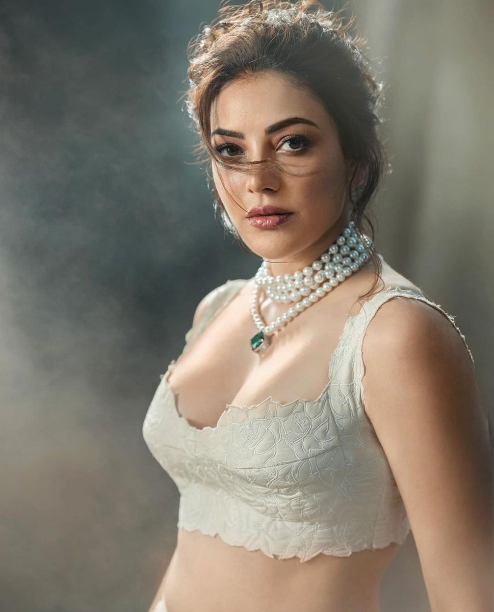 stunt_ram's tweet photo. Captivating Clicks of Gorgeous #KajalAggarwal 🤍

@MsKajalAggarwal https://t.co/btOpJ3MnmX