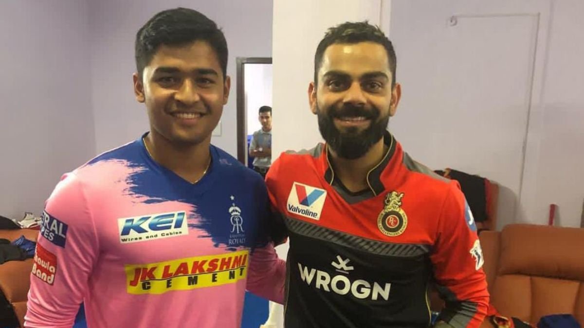 Riyan Parag said 'I was having a bad phase in IPL. I was discussing with Virat bhai on how to get out of that phase, he gave me a good 10-15 minutes of his time & shared few things, that really helped me a lot & learned a lot from him'. [JioCinema]