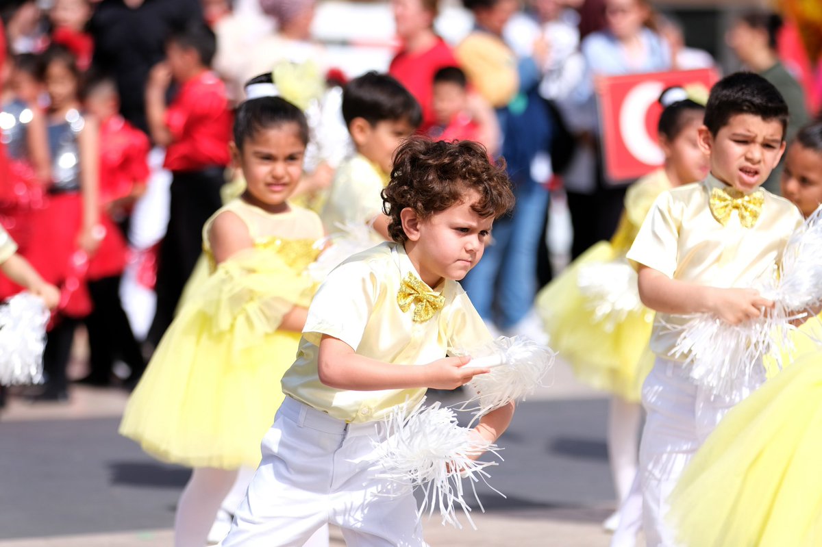 🇹🇷 #23Nisan Ulusal Egemenlik ve Çocuk Bayramı ile Türkiye Büyük Millet Meclisi’nin 104. kuruluş yıl dönümünde büyük bir coşkuyla Narlıdere Demokrasi Meydanındaydık. Gazi Mustafa Kemal Atatürk başta olmak üzere kahraman şehitlerimizi saygı ve rahmetle anıyoruz.