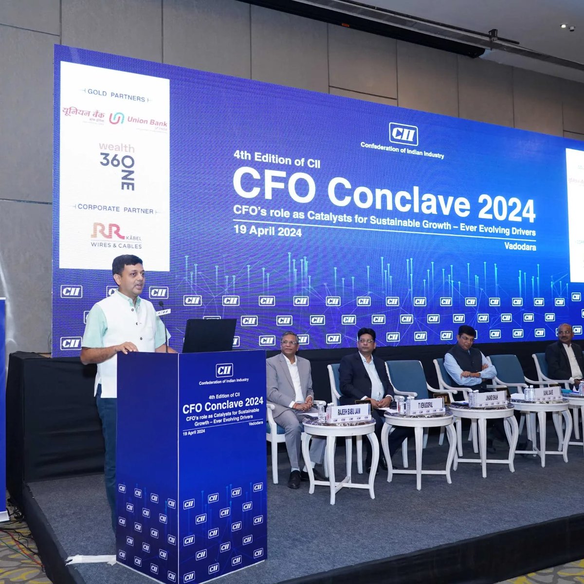 OPLinnovate's tweet photo. Circling back to the CII CFO conclave 2024, here are a few glimpses of the event where our MD and CEO, Jinand Shah, discussed Fintech—the resultant opportunities and challenges for CFOs.
.
.
.
.
#OPL #OPLInnovate #CFOConclave #CFOConclave2024 #EconomicEmpowerment #GlobalFinance https://t.co/DfaA3oh2hs