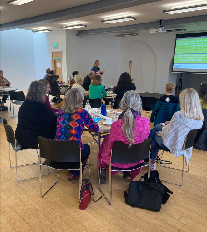 Excellent turn out for our first workshop in #GreenSocialPrescribing. ~30 participants discussed issues in providing green health referrals for people 50+ living in deprived neighbourhoods. A real focus on the need to build relationships. Find out more 👇 edin.ac/3vUwmFD