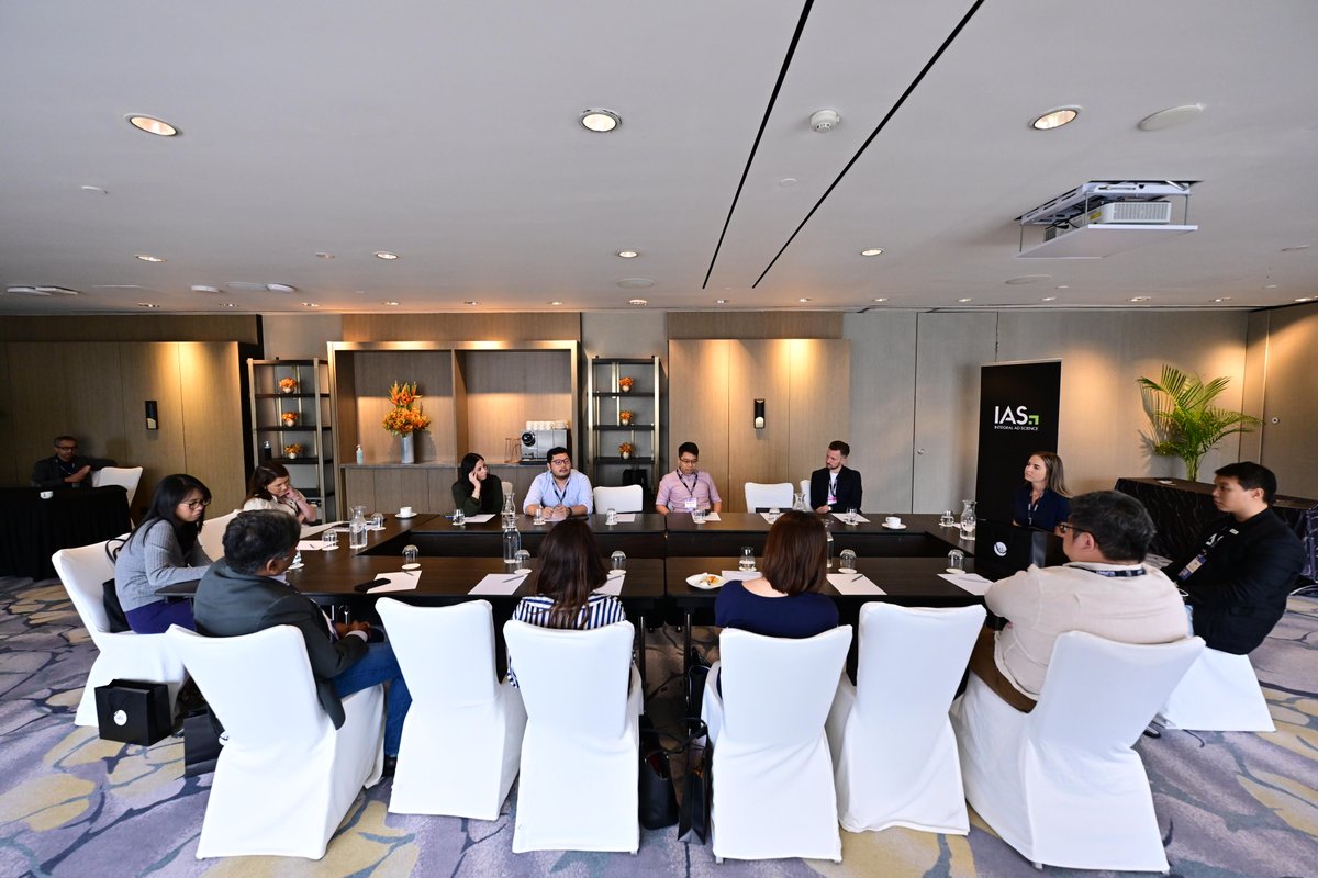 Martech_Summit's tweet image. Megan Reichelt, #IntegralAdScience is now leading a #BreakoutRoundtable on &quot;The Attention Factor: Unlocking the Impact of Ads&quot; 👏

📌 Find out more at: ow.ly/qGOu50Rj9fK

#TheMarTechSummit #AsiaSummit #MarTech #MarketingTechnology