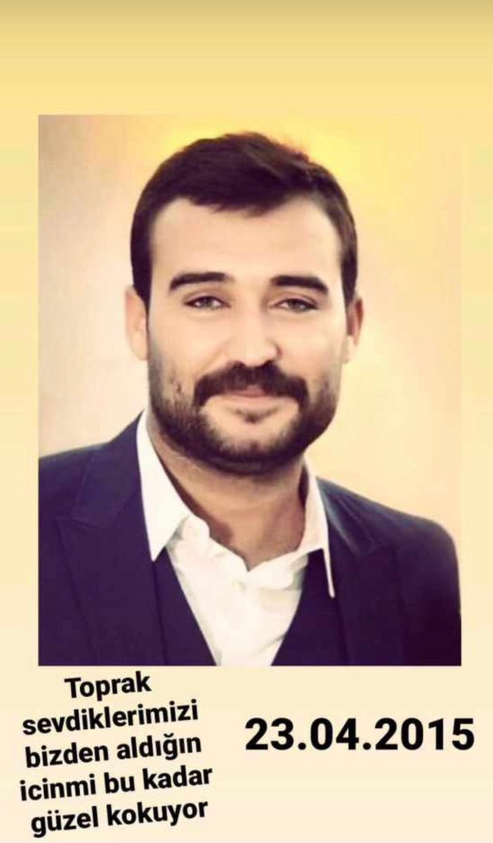 ahmetnas72's tweet photo. Unutanın Kalbi Kurusun #abitnasıroğlu
23.04.2015 https://t.co/WTnzGKajVZ