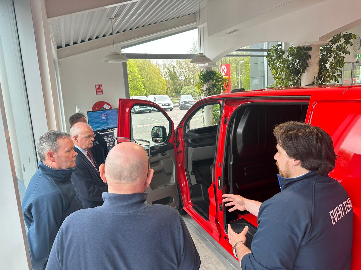 Motiv8David's tweet photo. Day 2 of Ford Pro Live in Ireland f and James Grint has reached Macroom. Another interactive day with the new Ford Custom. @KelleherMacroom #FordProLive https://t.co/4of0Vrn5pV