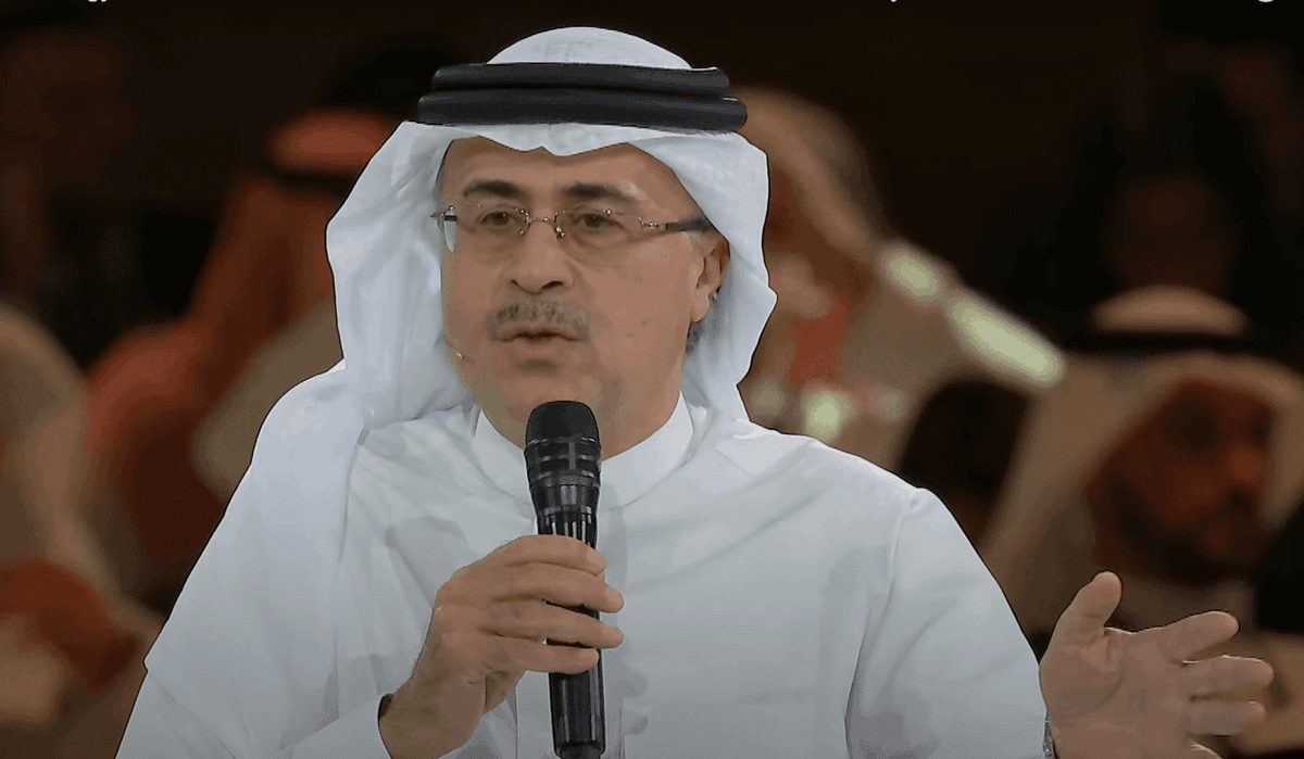 Saudi Arabia’s Oil Tycoon Applauds China for Making Green Tech Cheaper

Read More: dailybusinessupdates.com/saudi-arabias-…

#SaudiChinaGreenTech #Aramco #SolarRevolution #ElectricVehicles #GlobalPartnerships #GreenEnergy #ChinaInvestments #SaudiChinaRelations #NeomProject #OilToTech