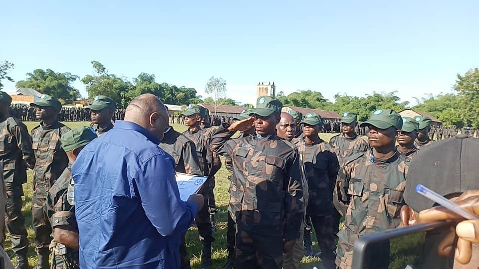 A new intake of #Tshisekedi's #Wazalendo, the so-called Special Force passed out yesterday. They include #FDLR, #MaiMai, and #CODECO commanded to kill innocent #Congolese #Tutsis as part of the regime's genocidal agenda. They will be decimated, soon. @AfcCongo @CNangaa @bbisimwa