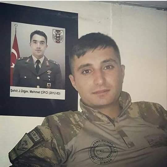 İki yiğit, iki şehit.. Bir sene arayla cennete gittiler.. (Şehit Üsteğmen Mehmet Çiftci) (Şehit Uzman.Çvş Efe Osman Apaydın) unutmadık unutmayacağız...