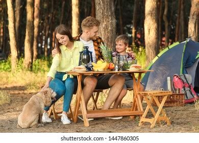 pawpaw_ray's tweet image. 🍗Enjoy "Picnic Day"🥪
Fun kids ideas:
⭐️Plan food for a Picnic!
⭐️Plan a place for a Picnic!
⭐️Plan an activity to go with a Picnic!

#PicnicDay #Picnic #Fun #Kids