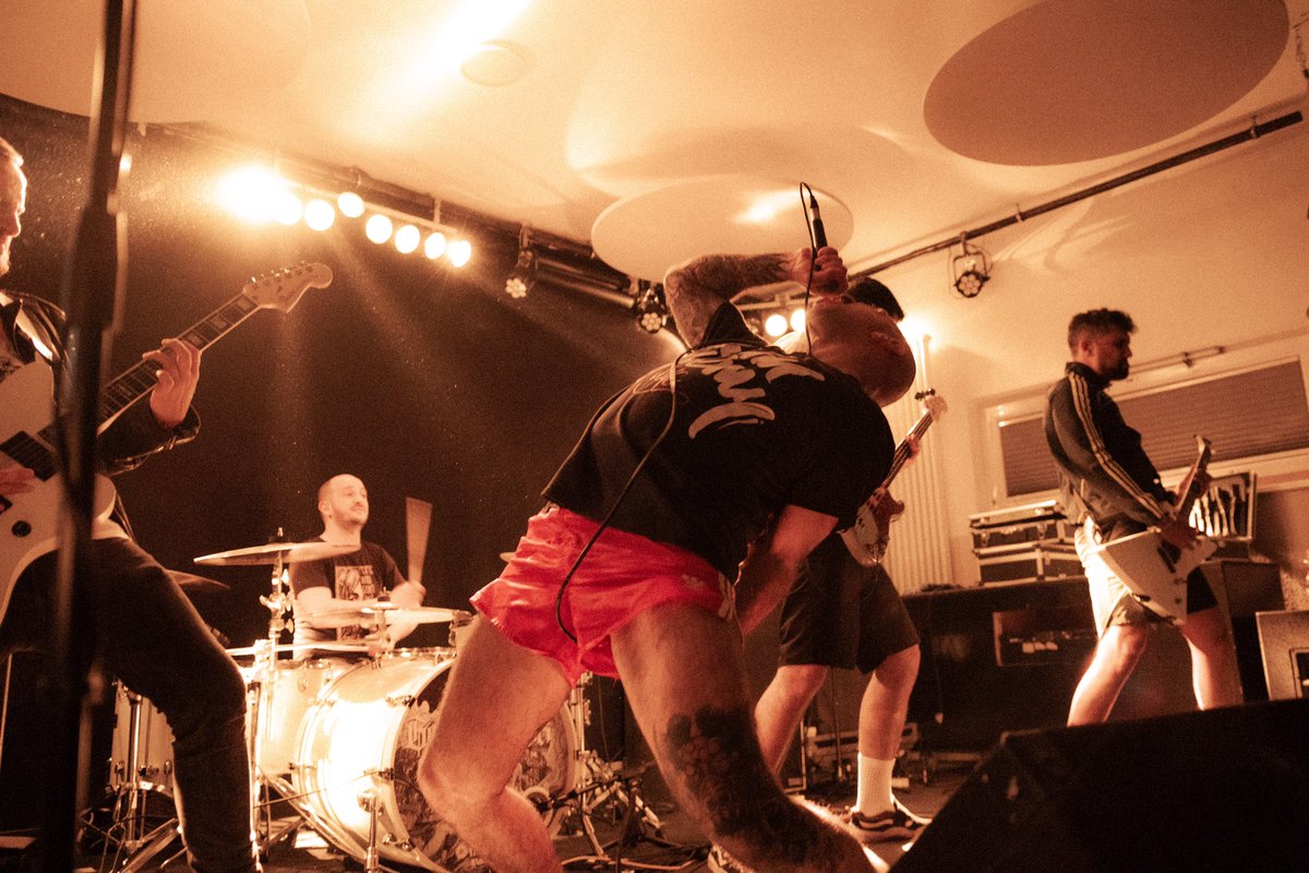 beyondtheStyx's tweet photo. Awesome monday mosh party !
We’ll be back, Greifswald ! 🌊👊🔥

TONIGHT! 🔜 Kassel 🇩🇪
✅ https://t.co/eBzl138XPX

📸 @orianne_ame ©

#beyondthestyx #hxc #ontour 
#greifswald https://t.co/yzJynQ2wkq