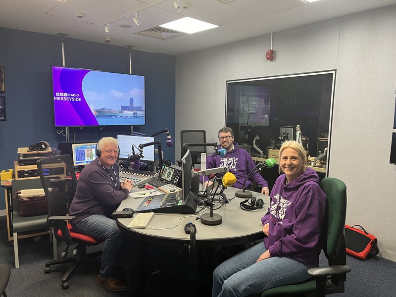Gail and Ben from St Hilda’s talk to bbcmerseyside about their upcoming challenge in memory of Oliver Park. The interview starts 33 minutes in. bbc.co.uk/sounds/play/p0…