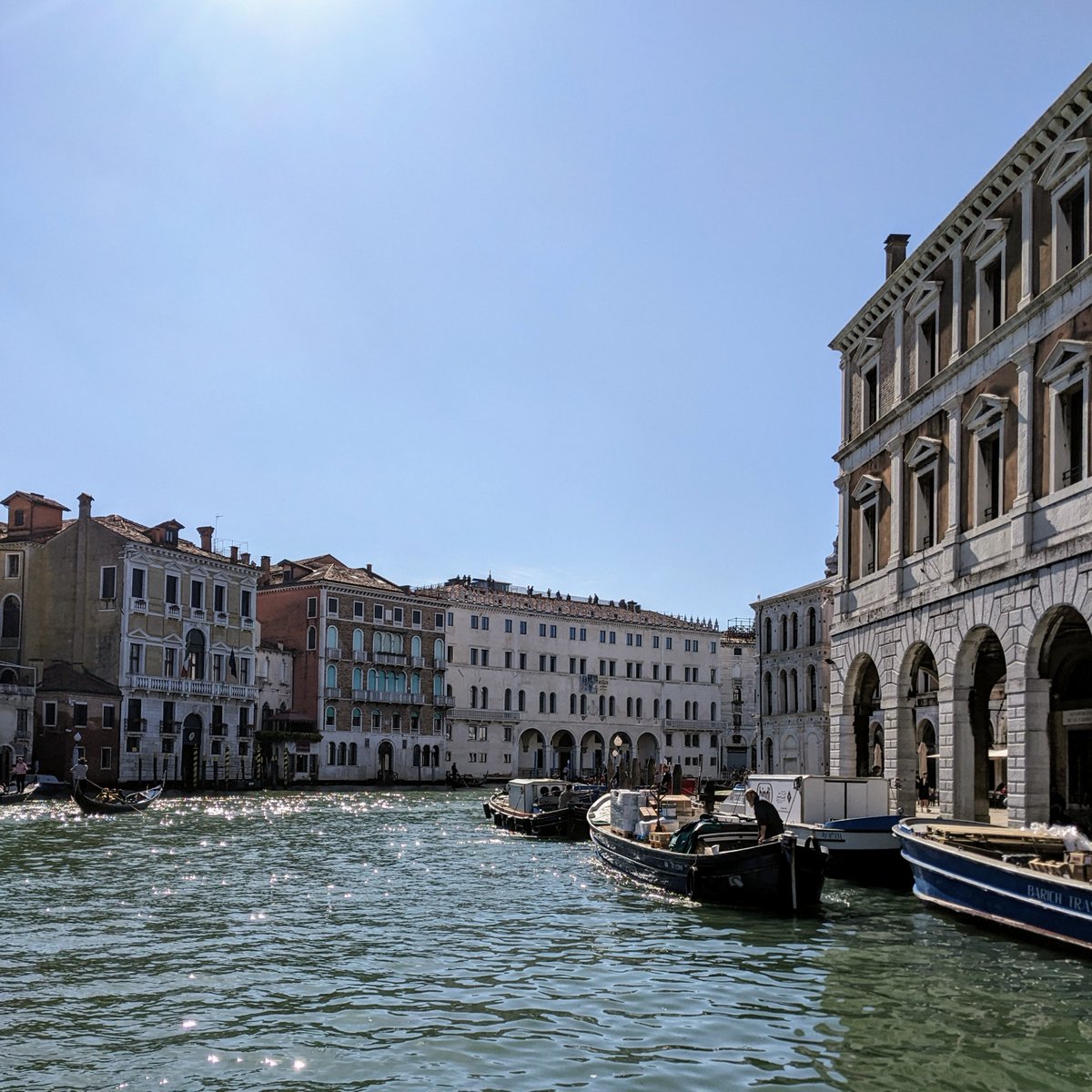 Canal Grande #venezia #venice #veneziagram #veneziaunica #igersvenezia #veneziadavivere #travelphotography #venise #picoftheday #architecture