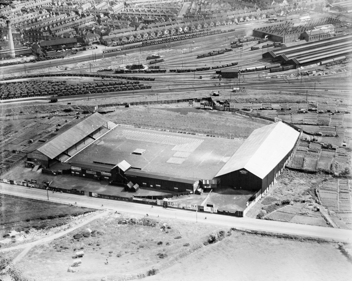 Read more about this historic day for Cardiff City Football Club in 1927 when the club won the FA Cup final against Arsenal in Wembley Stadium. #OTD #ninianpark #cardiffcity #Bluebirds #FACup @RC_Archive @RC_Survey@RC_EnwauLleoedd