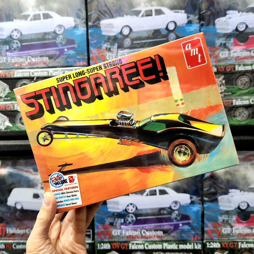 🏁 This classic custom model from AMT is a must-have for seasoned modelers. It's fully paintable and features a powerhouse of details like a mega-engine, zoomie headers, and custom frame: tinyurl.com/4m2cx2vb #ModelBuilding #DragsterDreams #AMTStingaree