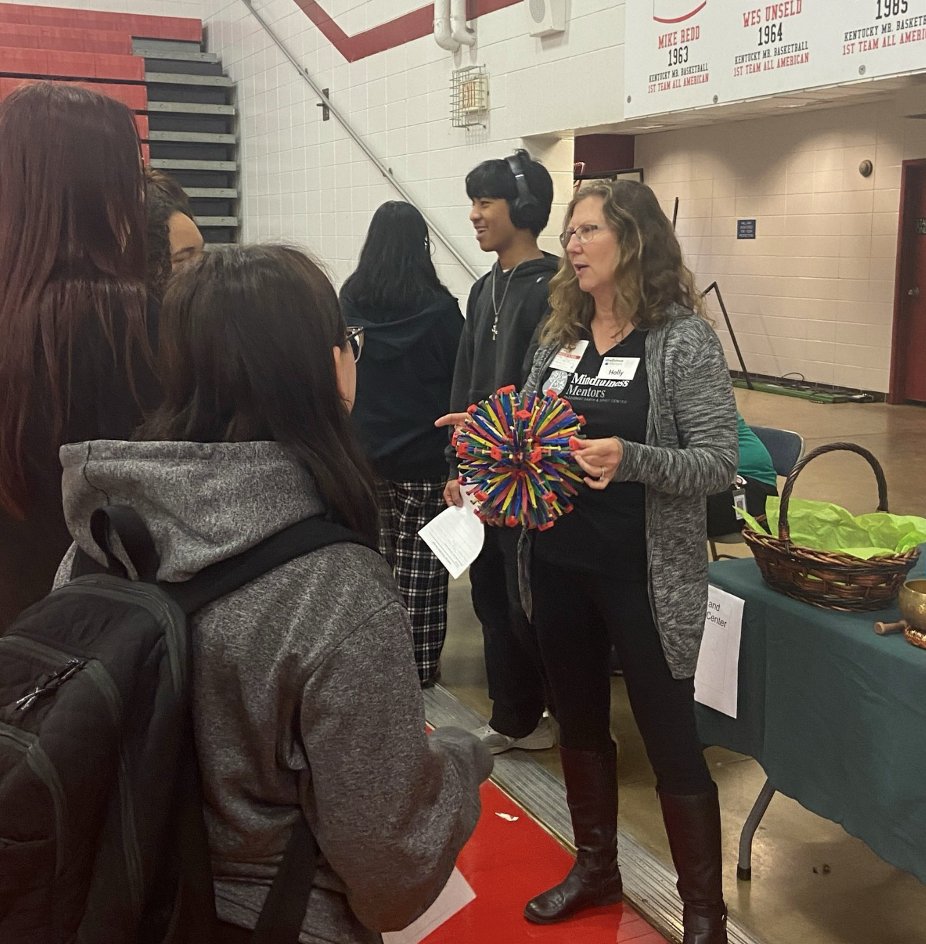 Our Mindfulness Mentors were demonstrating mindfulness to the students of Seneca High School on Friday, April 12. We are grateful to all the mentors do to share mindfulness in our community! @senecahs_redhawk #SenecaSoars