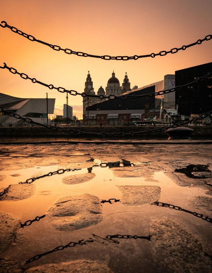 RLB360's tweet photo. What a beautiful city 🧡

The waterfront wouldn't be the same without its Three Graces and the Albert Dock😍

Its hard to imagine this all once being covered by factories and ships!

📸@geoffdrake_images

#rlb360 #tour #thingstodoinliverpool #getabirdseyeview #visitliverpool https://t.co/8XZufGQVBK