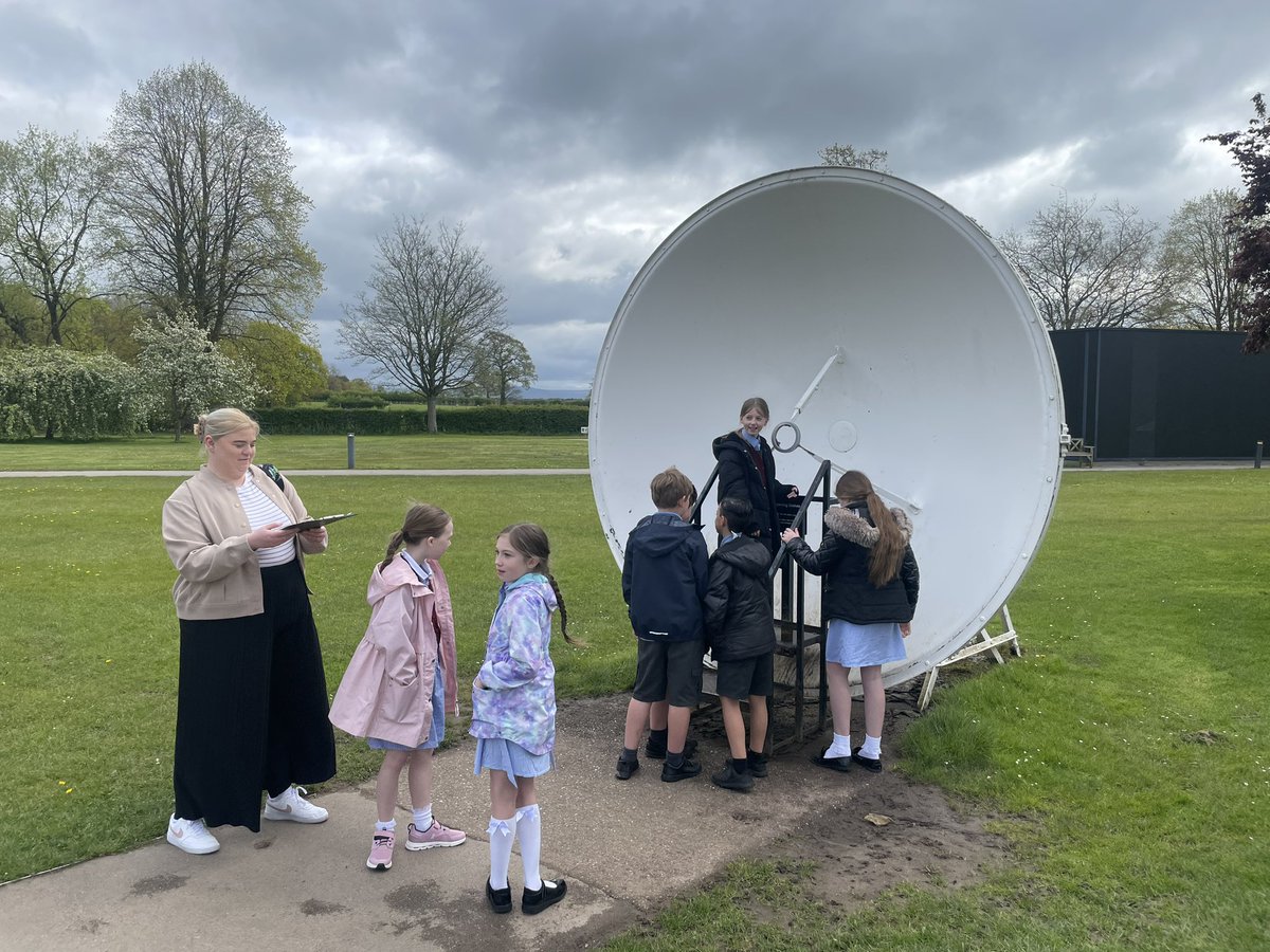 St_Andrew_Apost's tweet photo. Enjoying our time in Jodrell Bank exploring the whispering dishes, listening to talks about the Lovell Telescope and working on the computers. #SuccessfulSATA #SATAScience https://t.co/3Lcrl4MwRZ