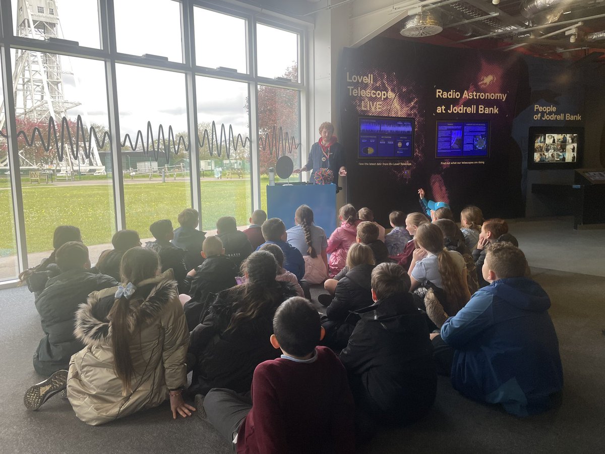 St_Andrew_Apost's tweet photo. Enjoying our time in Jodrell Bank exploring the whispering dishes, listening to talks about the Lovell Telescope and working on the computers. #SuccessfulSATA #SATAScience https://t.co/3Lcrl4MwRZ