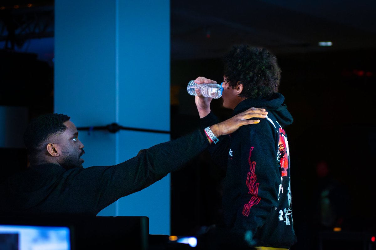 Minemelle's tweet image. [1/7] Thread Game is Game
Le week-end dernier a eu lieu Game is Game, un Major esport sur SSB, T8 et SF6 organisé par @Chez_ib et son équipe. Plus de 700 joueurs se sont affrontés au @Basement_Arena 🎮

#Gameisgame #ssb #SuperSmashBros #SF6 #T8 #ESports