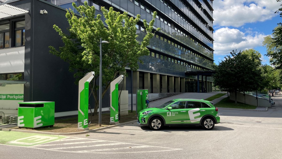 1evapp's tweet image. The most forested and greenest state of Austria - it stretches from the wild and romantic areas of the Gesäuse national park through the gentle hills of the Almenland to the South Styrian vineyards. In 1ev.app application we give you access to almost 1,000 points!