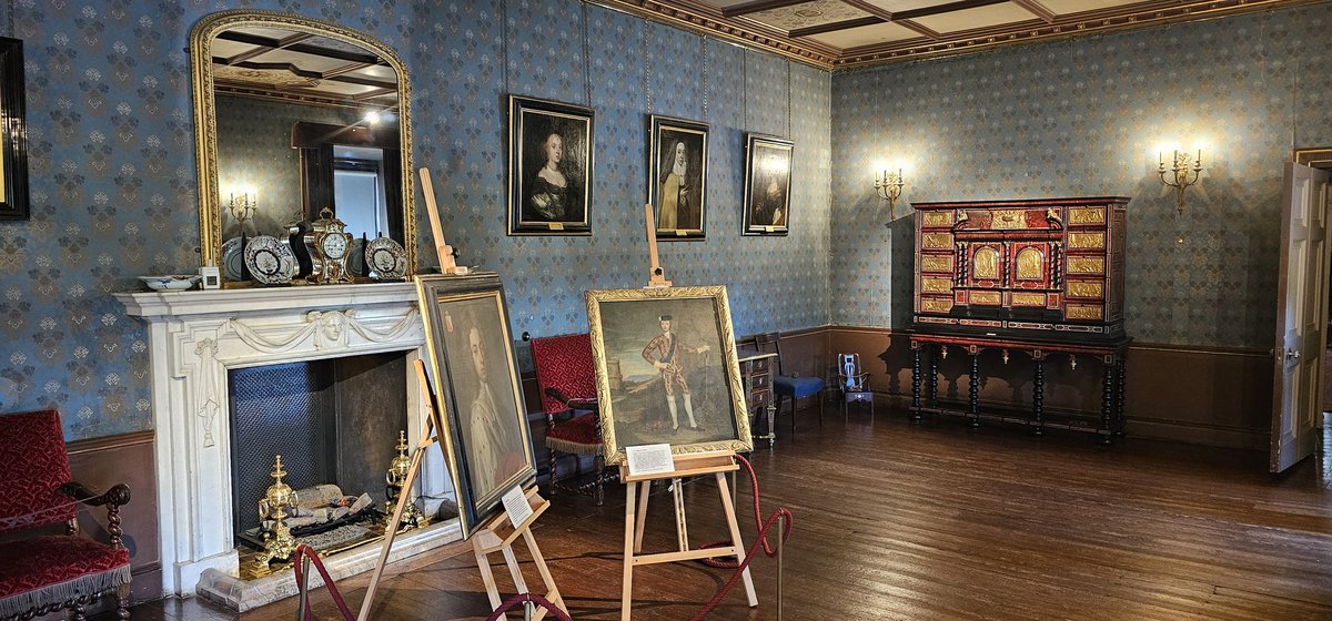 MrC_Copperpot's tweet photo. Thought I'd share some more English History, this time from inside the National Trusts Oxburgh Hall #NationalTrust #OxburghHall https://t.co/y0pXzJTr9N