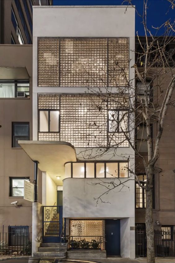 Mariano_FdB's tweet photo. Kramer House.
Brooklyn (1936)
William Lescaze.
#Arquitectura #Architecture #Archilovers https://t.co/gMsBYFMGwf