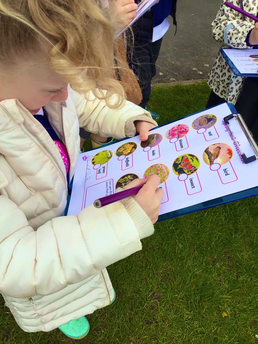 BisphamEndowed's tweet photo. Yesterday afternoon RP went on a spring walk. We took our checklists outside and looked around the school grounds for signs of spring. 🌸🌼🌿🌱 https://t.co/nHXguK5GbQ