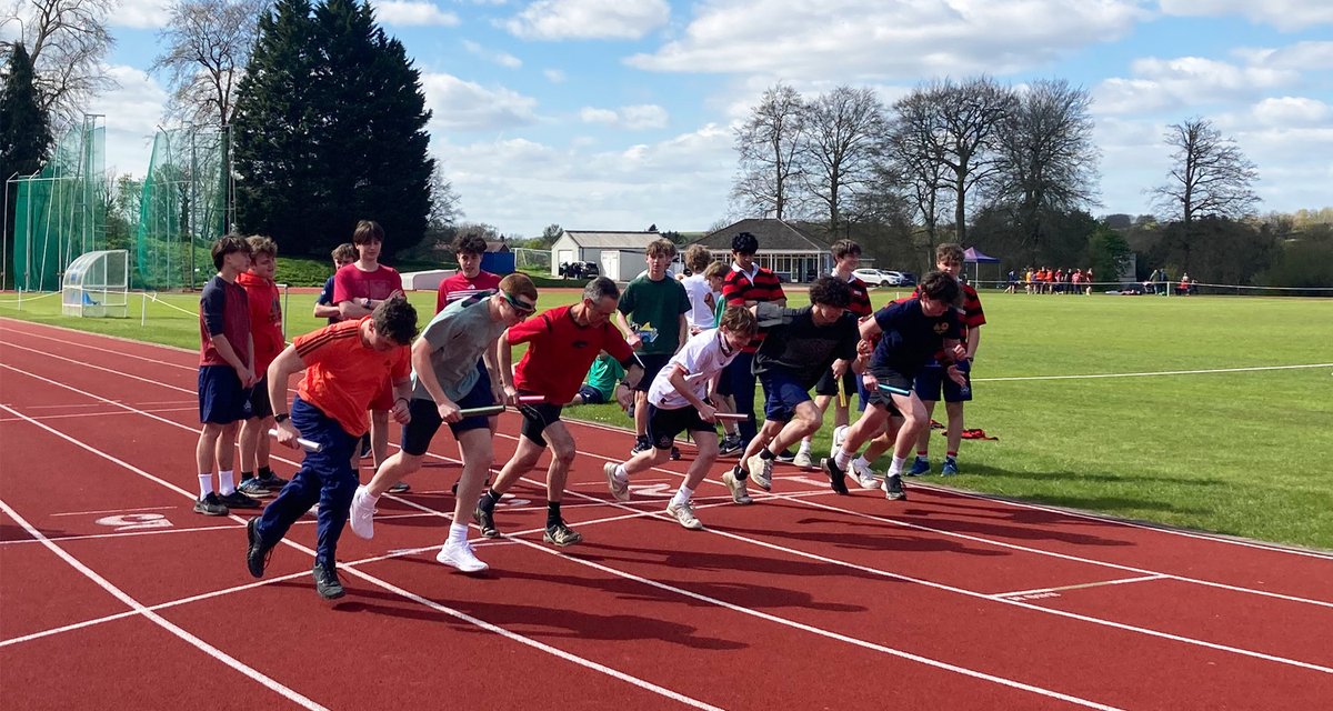 A marathon effort from the boys of C2 boarding house on Sunday has helped raise £5,000 for @CALMCharity   – the Children’s Cancer & Leukaemia Movement – Swindon. Full story: 
marlboroughcollege.org/2024/04/on-tra…