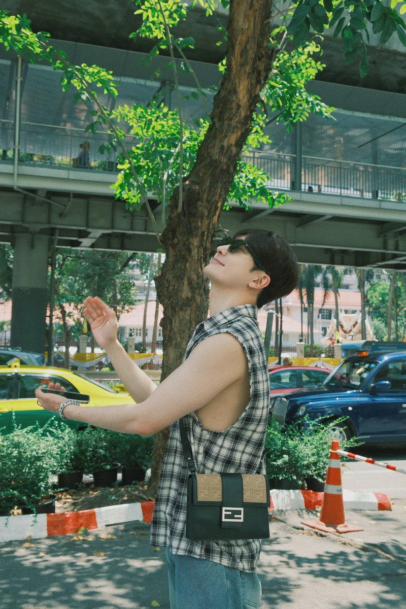 zhoumi_419's tweet photo. I miss BKK❤️อยากมาเที่ยวเมืองไทย

#Zhoumi
#조미
#周觅 https://t.co/bvddBc85at
