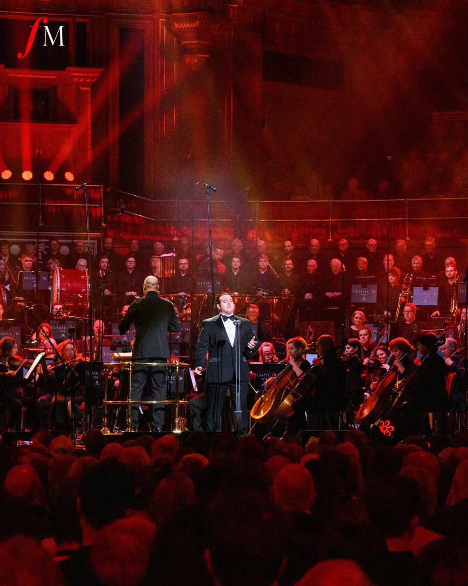 On @XanderArmstrong’s programme, hear the sensational step-in performance from star tenor @FredDeTommaso, singing ‘Nessun dorma’ at last night’s Classic FM Live.