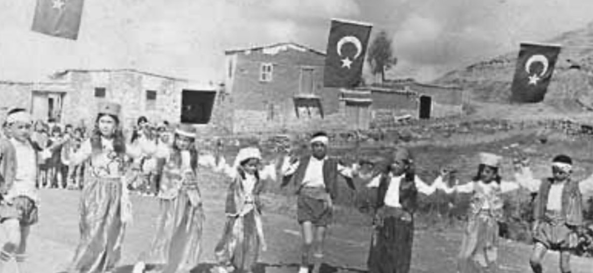 23 Nisan Ulusal Egemenlik ve Çocuk Bayramı  ve TBMM'nin kuruluşunun 104. yılı kutlu olsun. Bu güzel bayramı bütün dünya çocuklarına armağan eden Gazi Mustafa Kemal Atatürk ve silah arkadaşlarını rahmet, minnet ve şükranla anıyorum.
            Sadık YAKUT