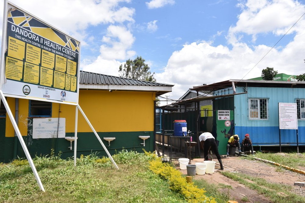 In 2021, we opened the Dandora Youth Friendly Centre in Nairobi, Kenya🇰🇪, to provide a safe space for young people aged 10-24. In 2023, it impacted the community by providing 5,316 medical services. A total of 21,661 young people accessed our social and recreational services.