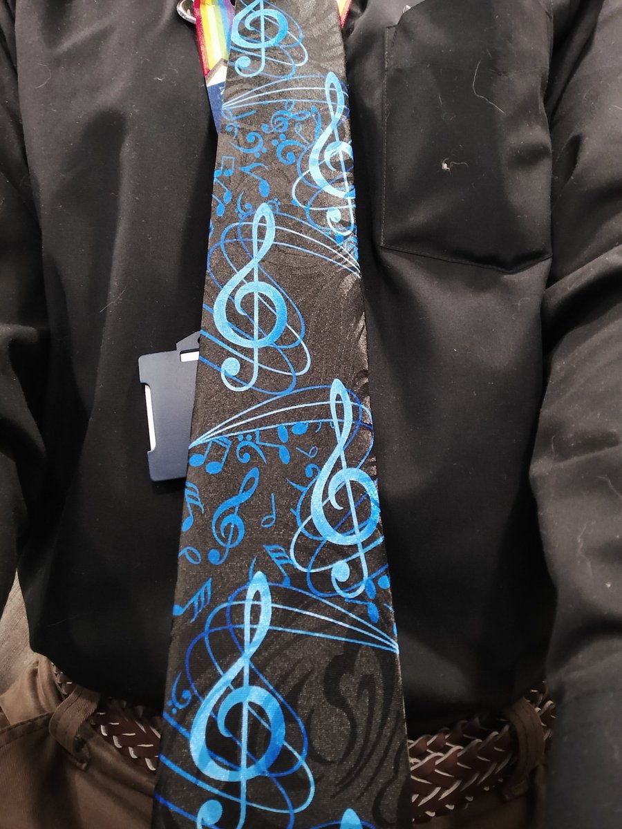 For Tuesday I give you treble clefs #102 #norepeatneckties #neckties #musicsymbols #G @bodleianlibs @SainsburyLib @OxfordMBA @OxfordSBS