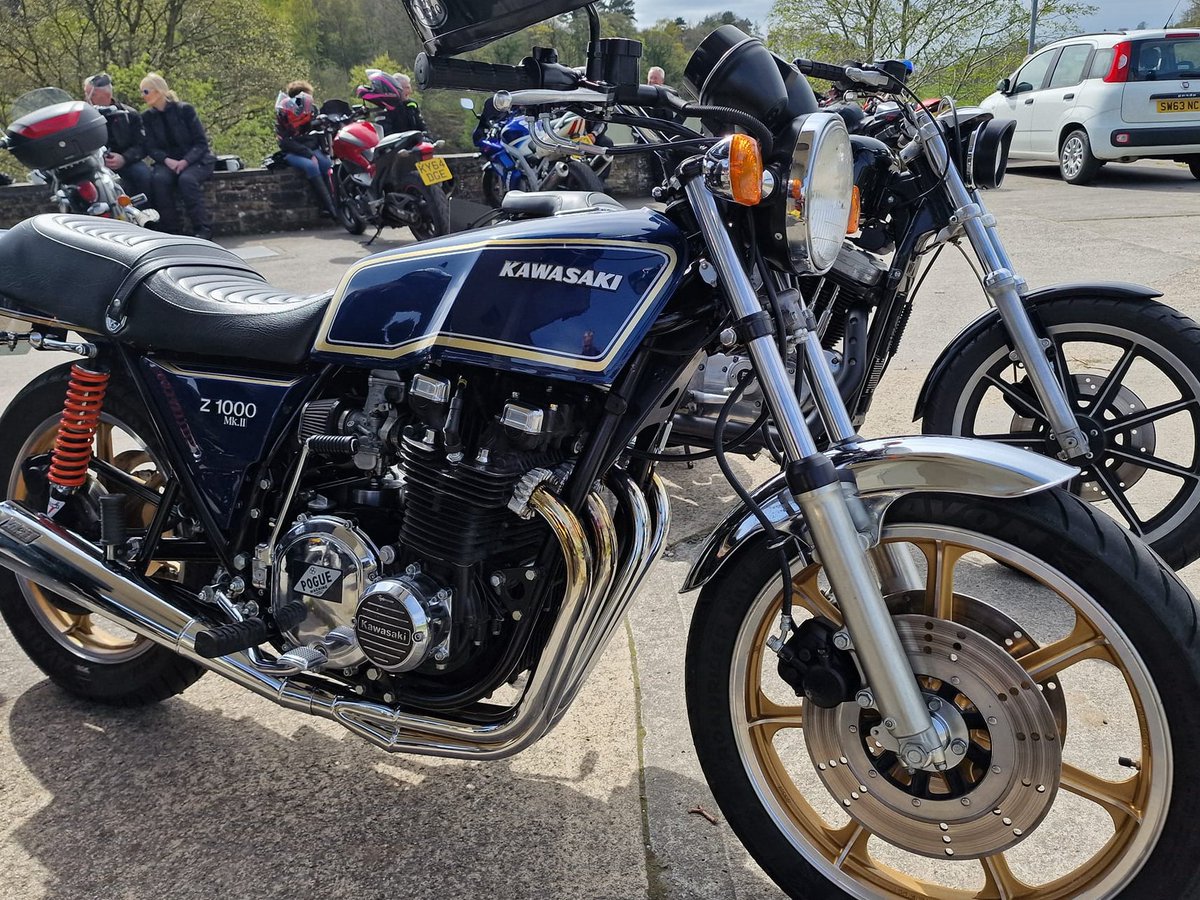 Kawasaki Z1000. Was this one of your favourite bikes from that era or is there something else you loved? #classicbike #classicbikes #classicbikeshow #classicbikers #classicmotorbike #classicmotorcycles #classicmotorcycleshows #classicmotorcycleclub