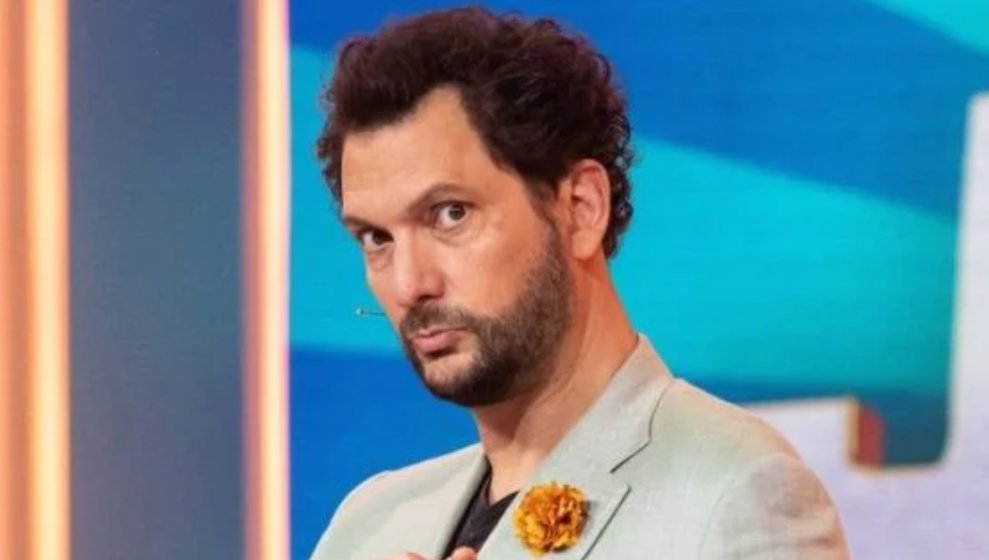 #LeJustePrix avec <a href="/eric_antoine/">Eric Antoine</a> reste stable avec plus de 700.000 téléspectateurs hier à 17H25 sur <a href="/M6/">M6</a>. Notre article est ici: mediasinfosblog.wordpress.com/2024/04/23/dec…