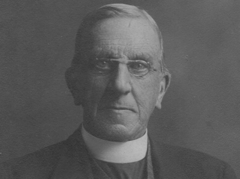 AustAnglican's tweet photo. 23 April 1920: installation of the Ven. Arthur Richard Rivers (1857-1940), Archdeacon of Toowoomba, @CathedralHobart, as Dean of Hobart. #anglican #104years #StGeorgesDay🏴 He served in that role for the rest of his life. Musician, composer, painter, linguist... very talented! https://t.co/tZlPaLWl6q