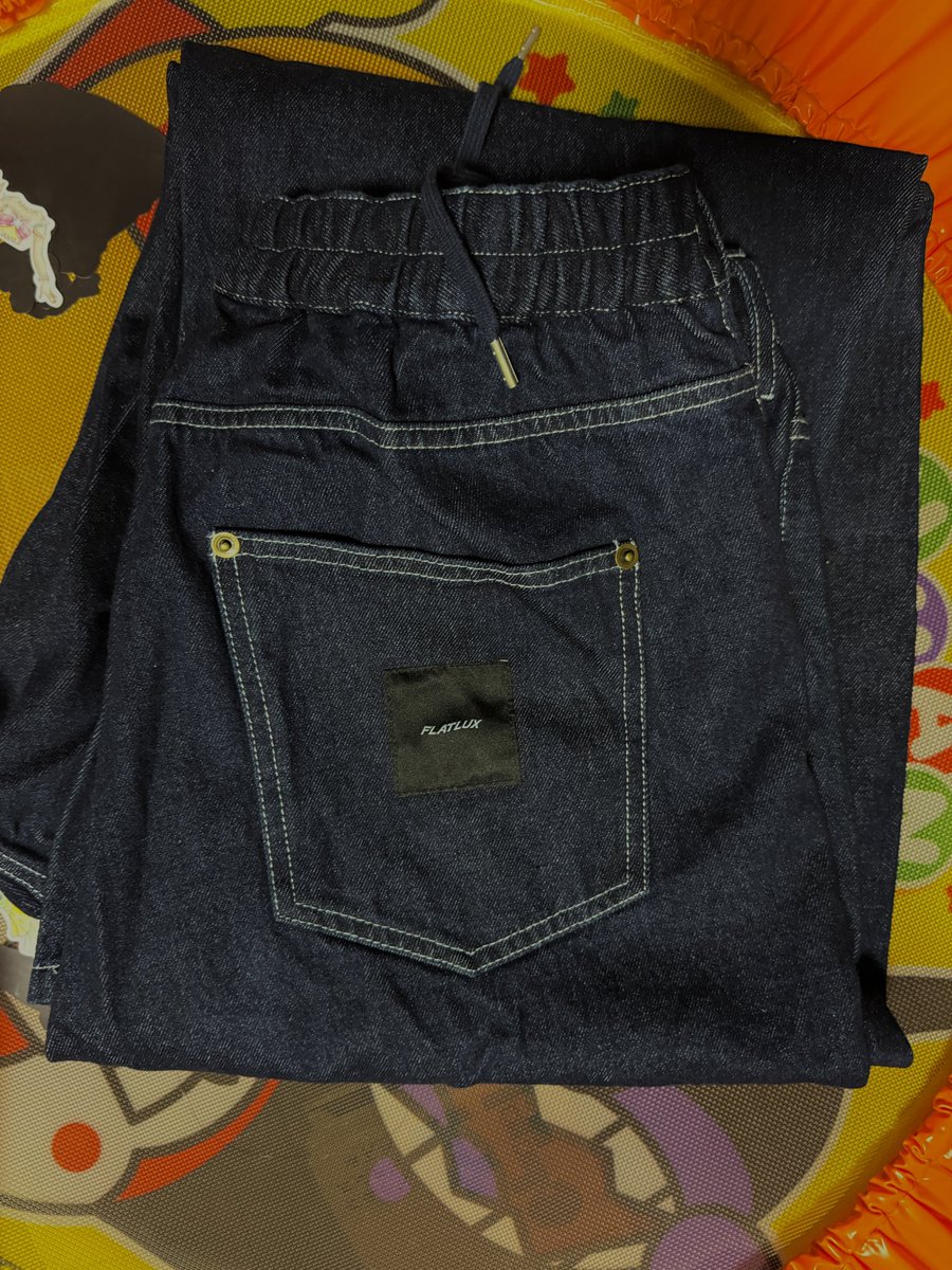 cotty108's tweet photo. D.Knee Balloon Denim届いた👍
これ履いてスニコン福岡に行くぞー👟
@flatlux https://t.co/zUWB4h0ifJ