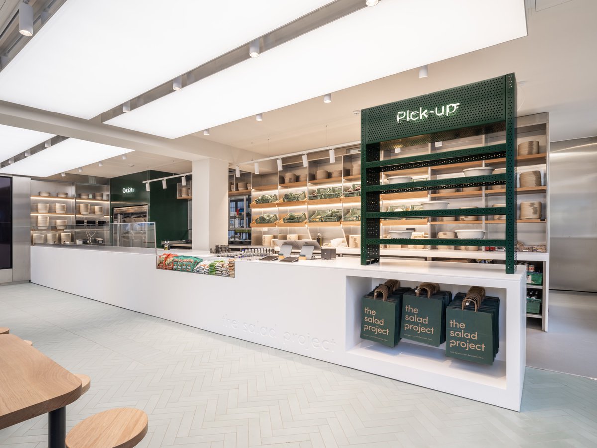 Embarking on their 3rd London venue, @TheSaladProject aimed to redefine health food spaces. Our mission? Balance the budget with design &amp; vision. The result? A stunning venue that sets a new standard in the health food market.   

Read about this project: sociusprojects.co.uk/projects/salad…