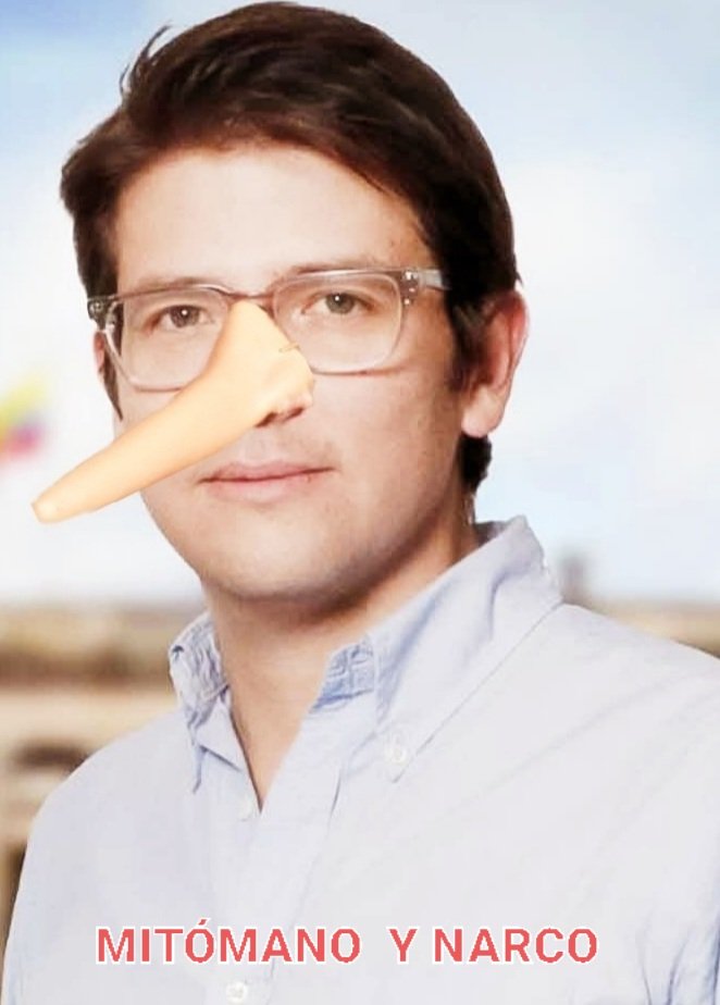 Eclides3's tweet photo. El nieto del narcotráfico y el hijo de la corrupción asegura que el mensaje de la  manifestación de los retrógradas es el de archivar las reformas.
Pinocho, a Petro lo elegimos 11 millones de colombianos, 200.000 marchantes no son el sentimiento de las mayorías. https://t.co/FXOlJBLIsu