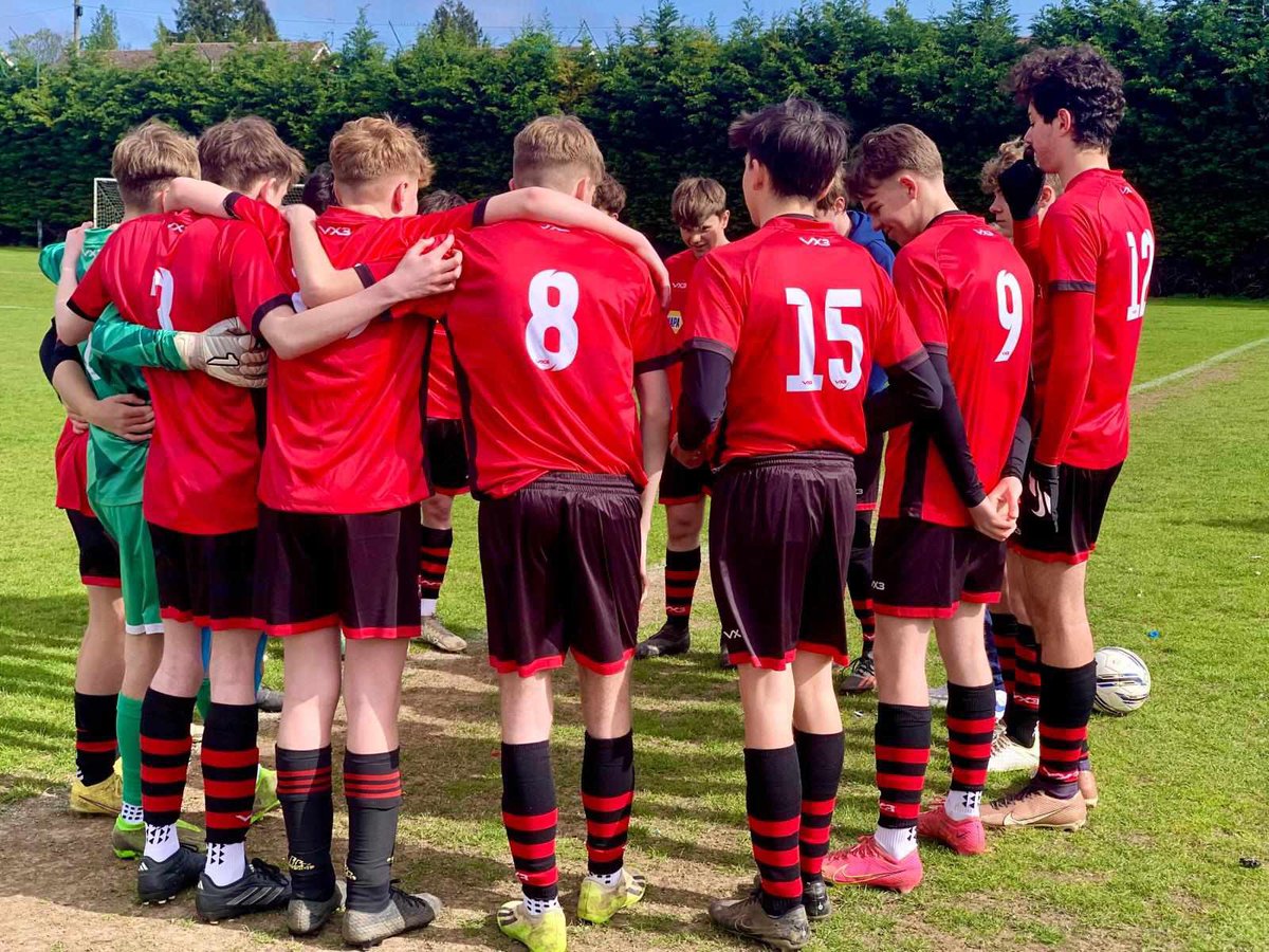 ❤️this - great achievement & fantastic show of sportsmanship from opposition ❤️ Shoutout to Thamesview FC U16s who have won their league this season. Some of the boys have been together since age 6 or 7 and been through some tough times along their journey. We had two boys break